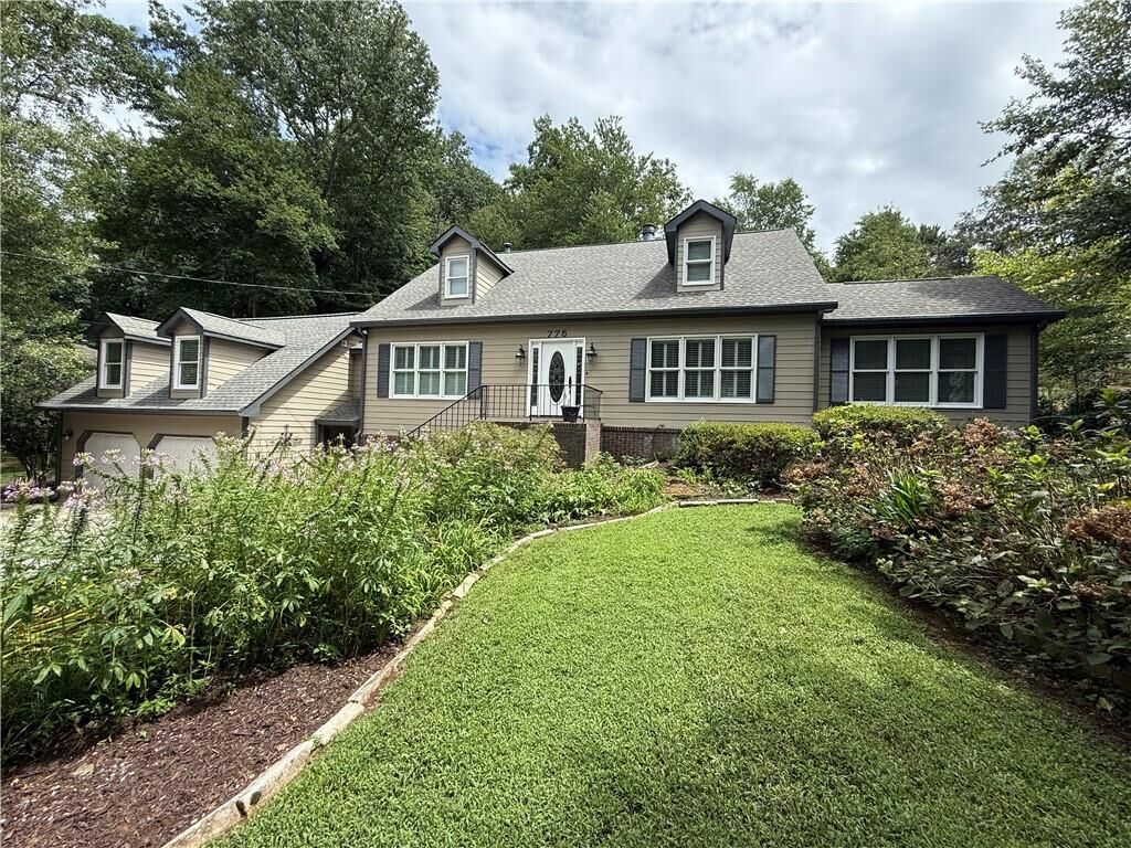 Property Photo: 775 Upper Hembree Road GA 30076