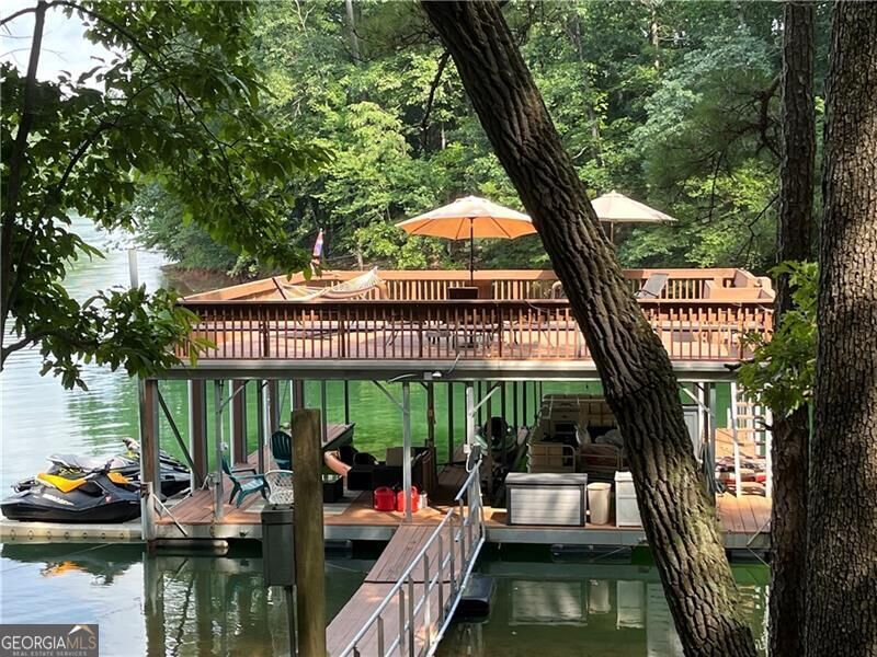 Property Photo: 6115 Reives Road GA 30041