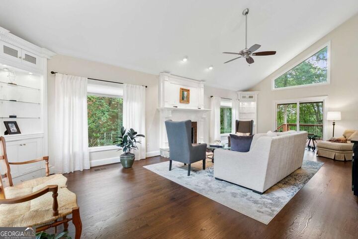 Property Photo: 585 S Shore Place GA 30076