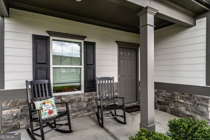 Property Photo: 84 Royal Oak Drive NE GA 30165