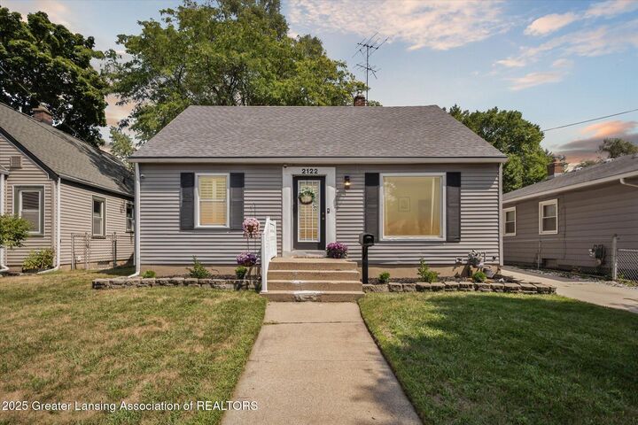 2122 SE Eastern Avenue  Grand Rapids MI 49507 photo