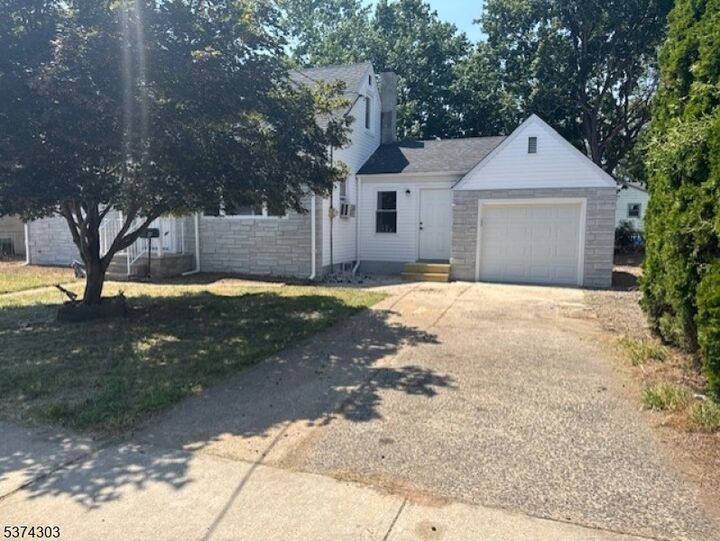 16 S 3rd Ave  Manville Boro NJ 08835 photo