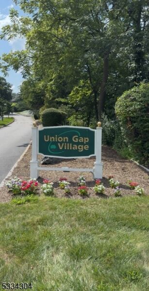 Property Photo: 5 Evergreen Dr NJ 08809