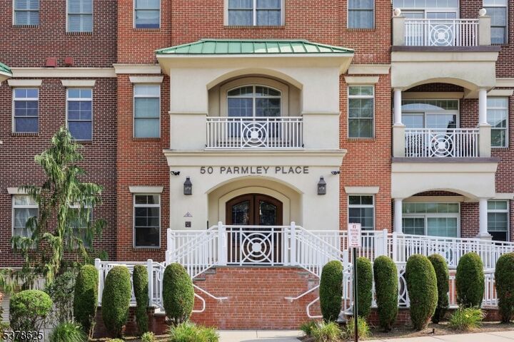 Property Photo:  50 Parmley Pl 203  NJ 07901 