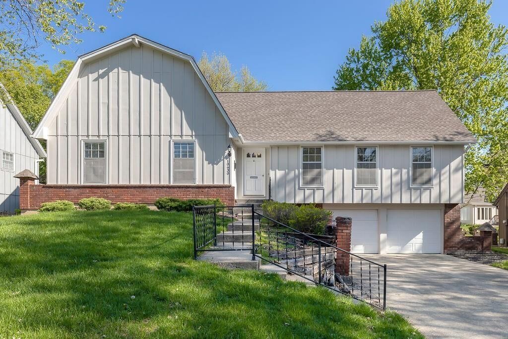 Property Photo:  10630 W 99th Street  KS 66214 