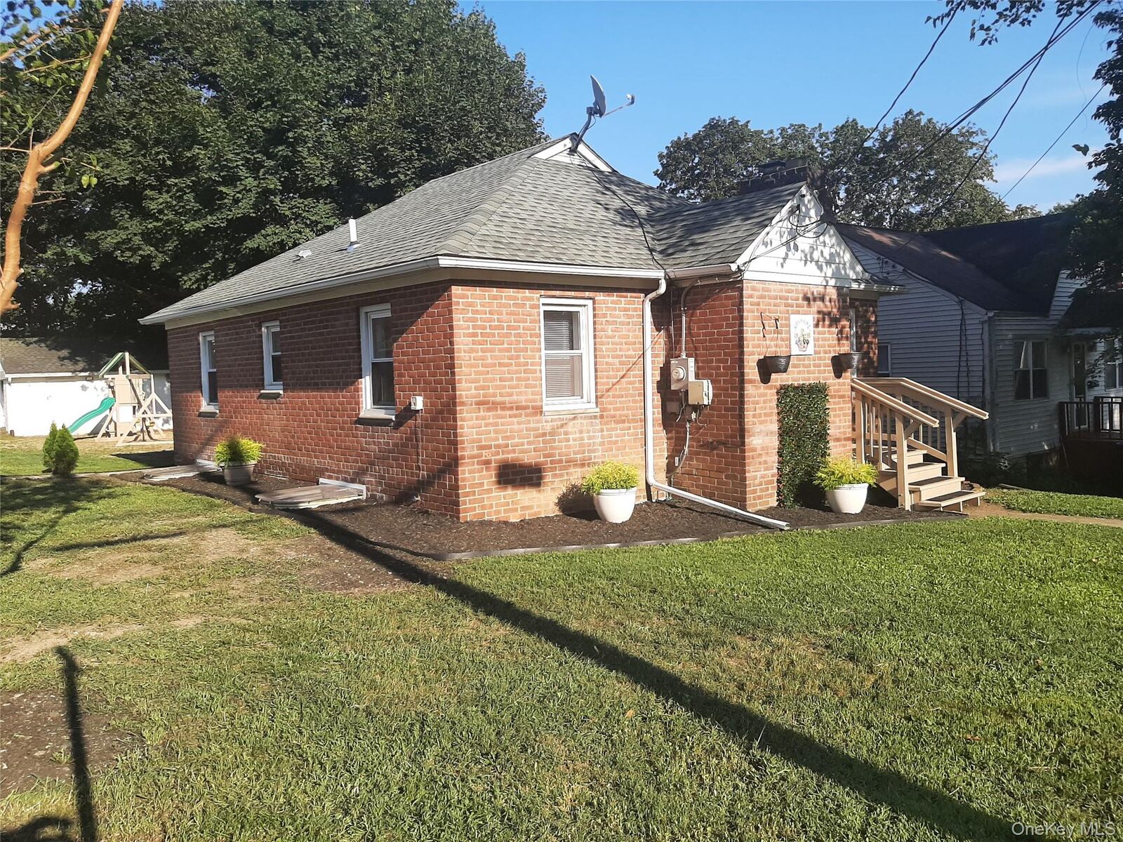 Property Photo:  8 Poplar Street  NY 12601 