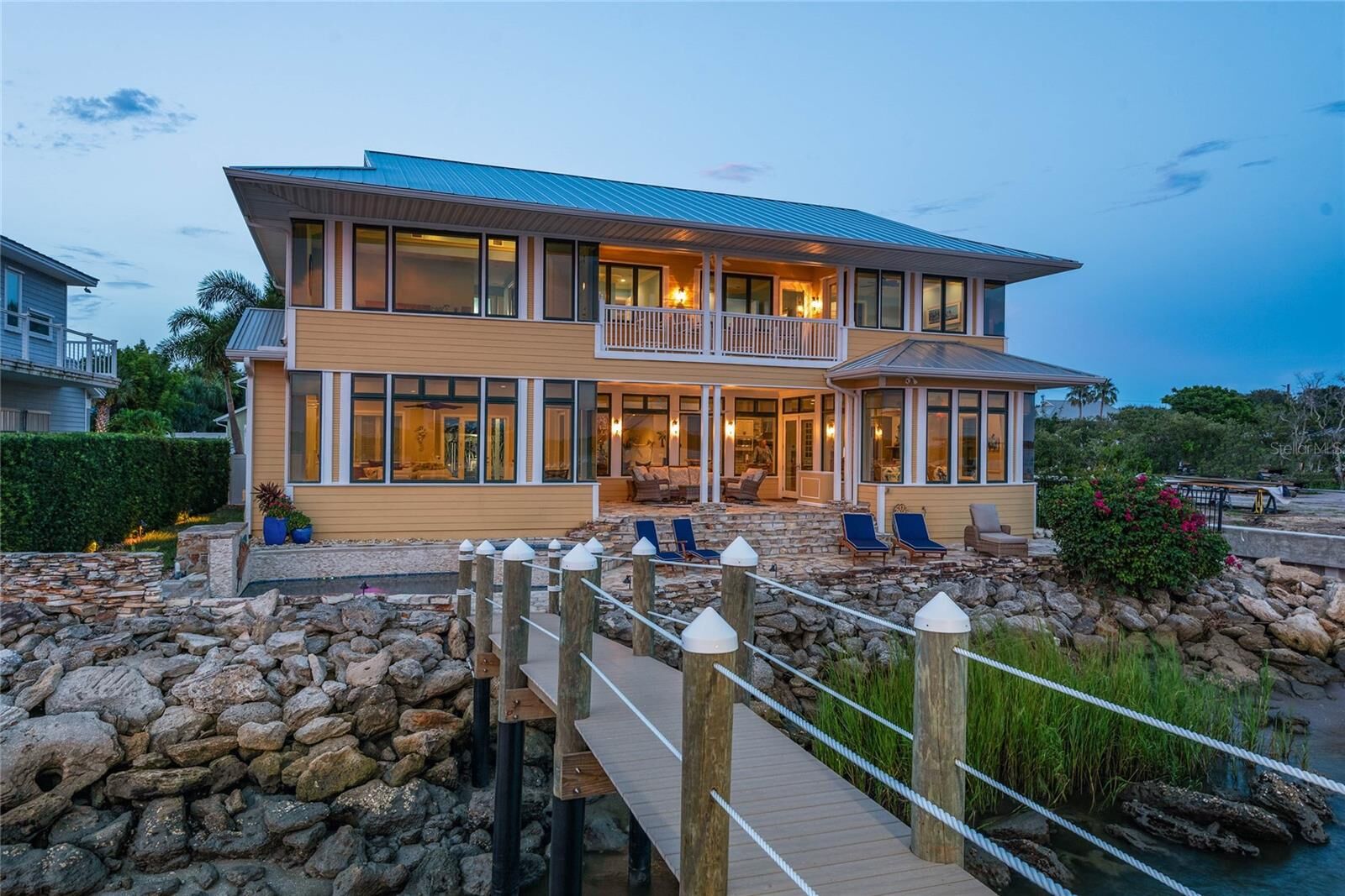 Property Photo: 2012 Spyglass Lane FL 32169