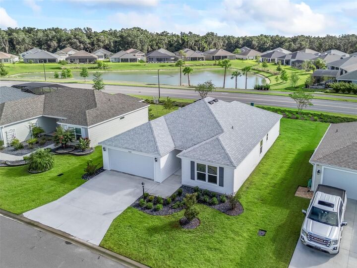 Property Photo:  7289 Cornwall Way  FL 34762 
