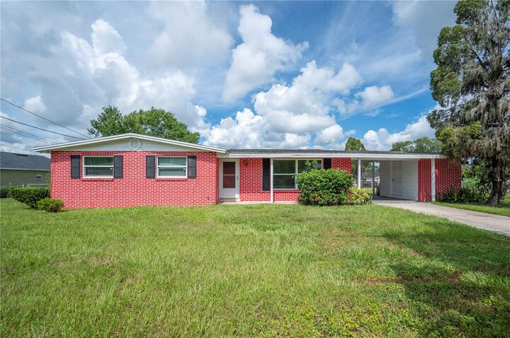 Property Photo: 311 SW 3rd Avenue FL 33860