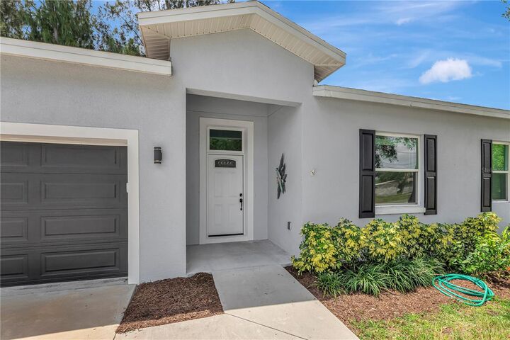 Property Photo:  12524 Cross Street  FL 33773 
