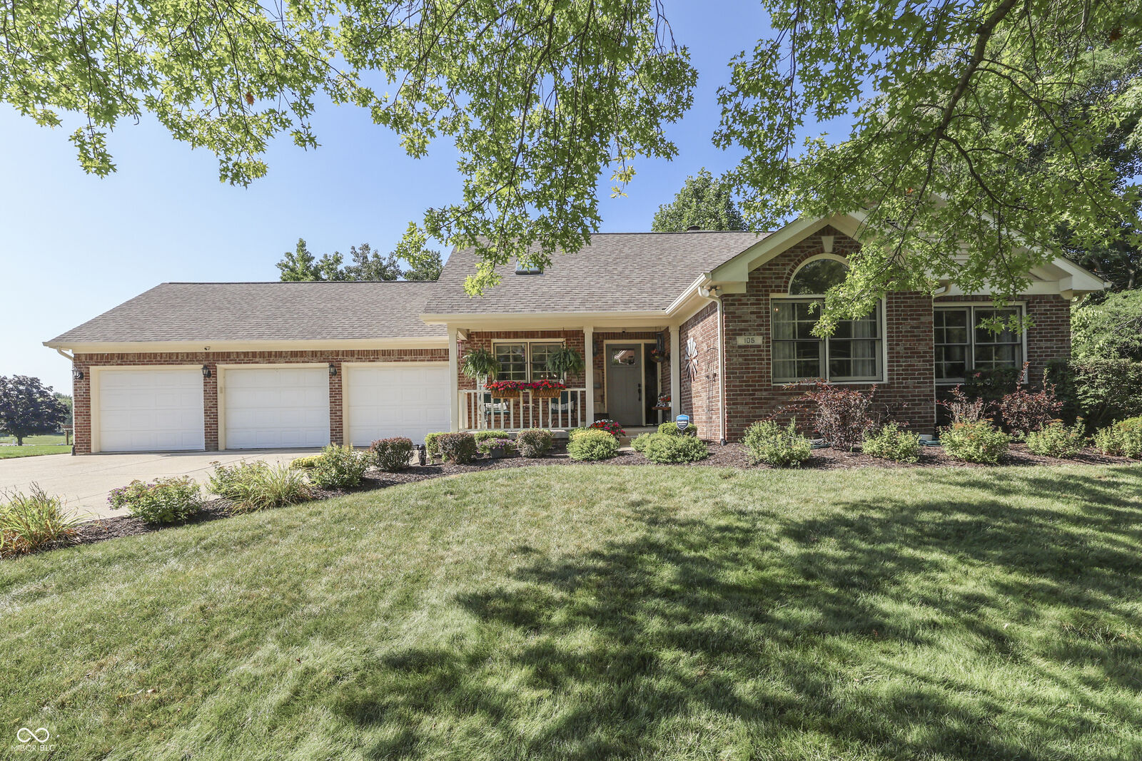 Property Photo: 105 Abbey Road IN 46060