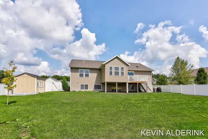 Property Photo: 2108 Eastview Drive MI 49428