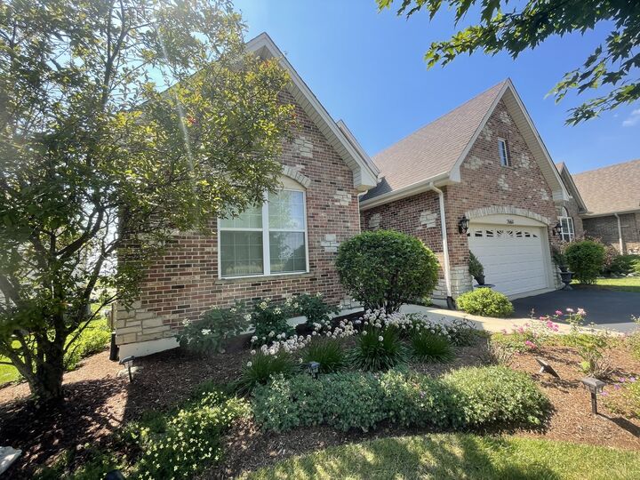 Property Photo:  26611 Captiva Lane  IL 60544 