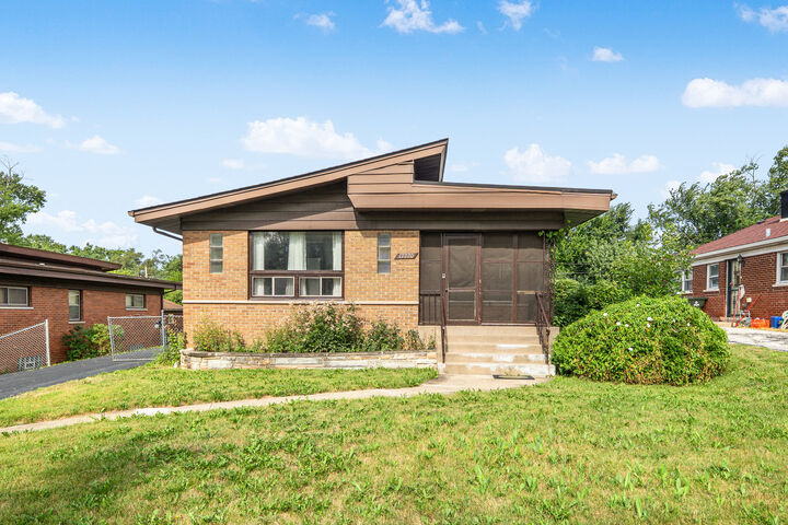 17220 Highland Avenue  Hazel Crest IL 60429 photo