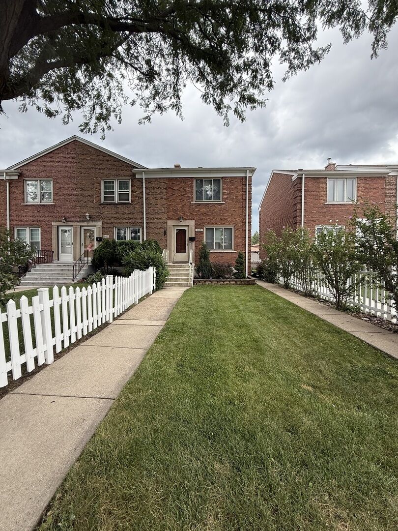 Property Photo:  6415 S Lorel Avenue 4  IL 60638 