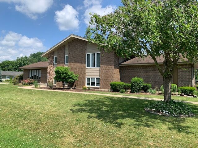 Property Photo:  7317 Sunrise Avenue  IL 60561 
