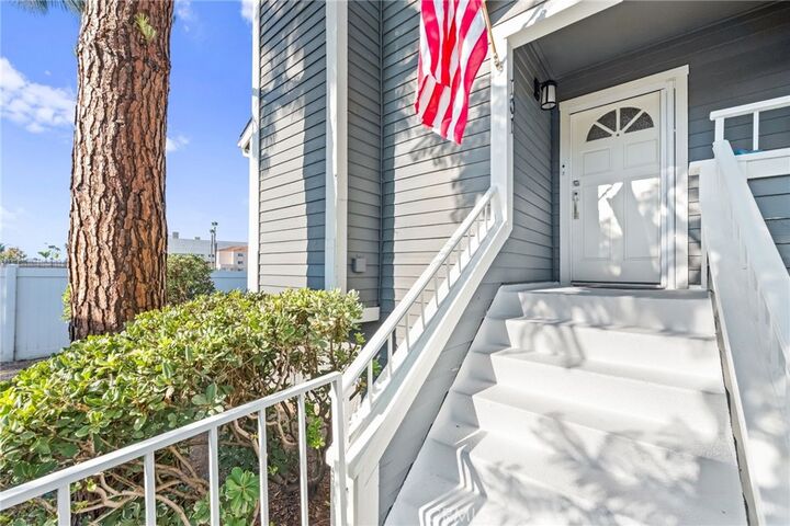 Property Photo: 2330 Vanguard Way L101 CA 92626