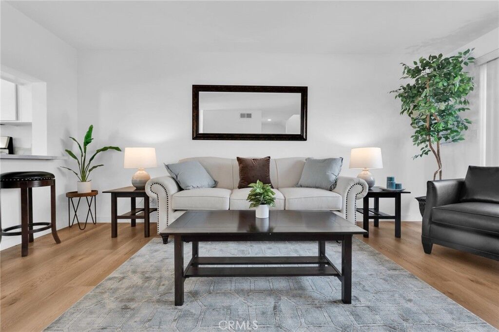 Property Photo:  3101 Plaza Del Amo 58  CA 90503 