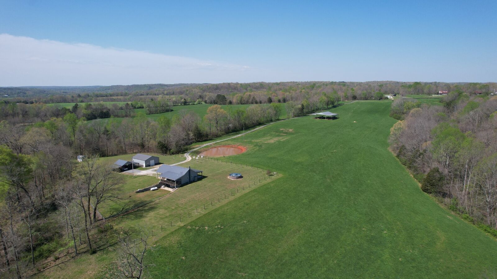 Property Photo:  2723 Piney Rd  TN 37137 