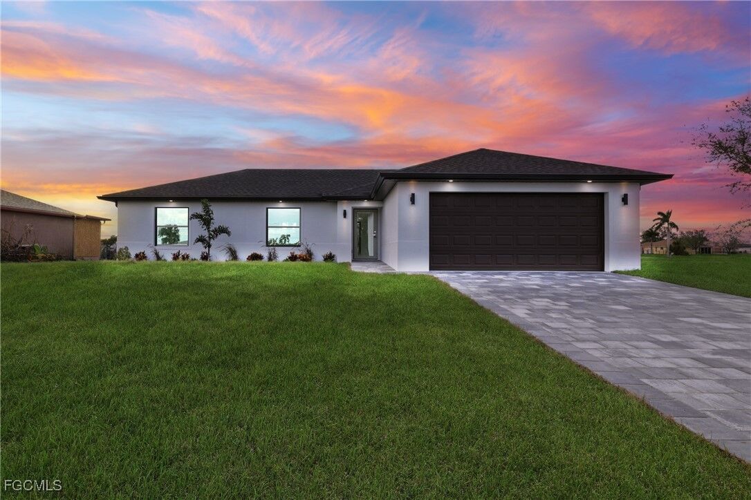 Property Photo:  2612 NE 22nd Avenue  FL 33909 