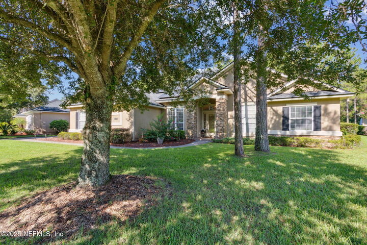 Property Photo:  1372 Eagle Crossing Drive  FL 32065 
