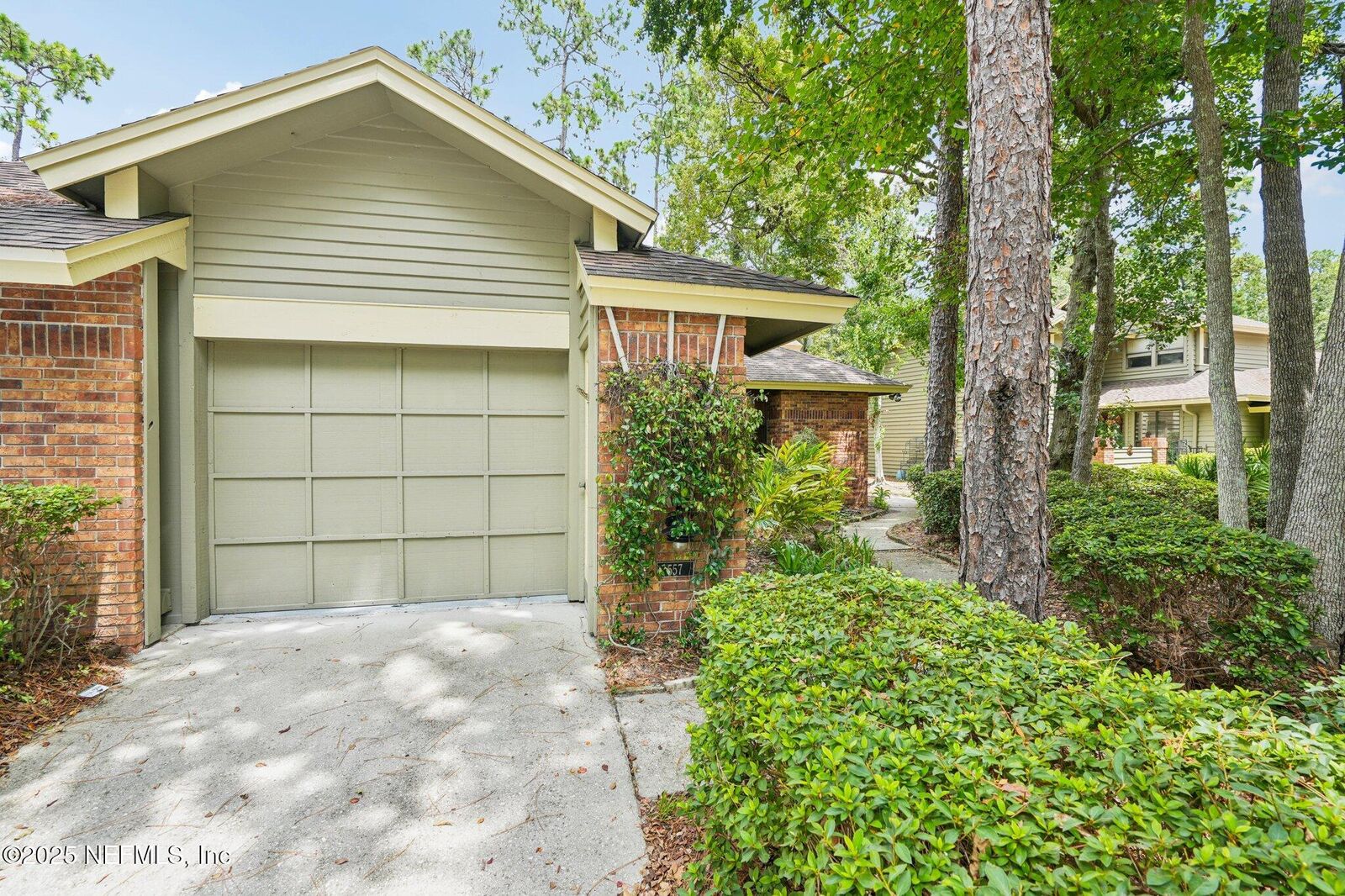 Property Photo: 557 Pine Forest Trail FL 32073