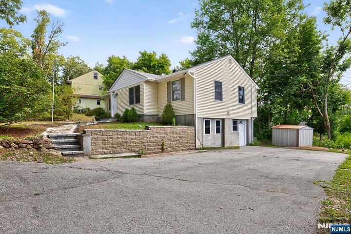Property Photo:  1 Gorge Drive  NJ 07420