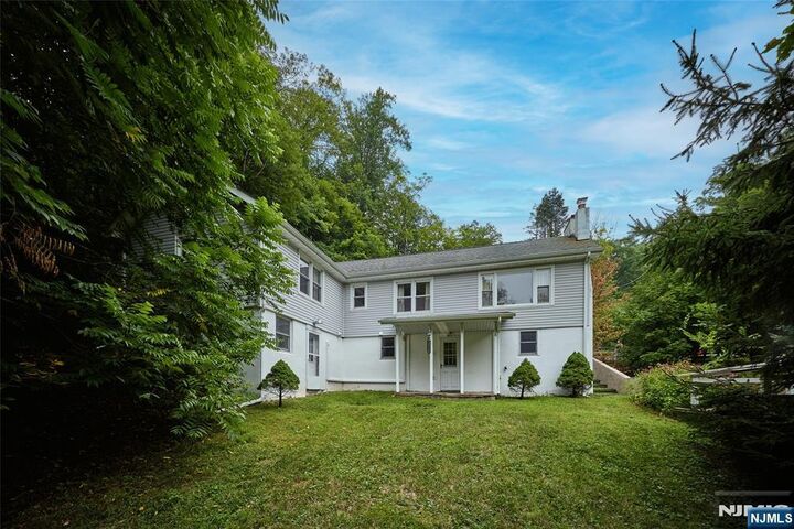Property Photo:  41 Sand Pond Road  NJ 07419 