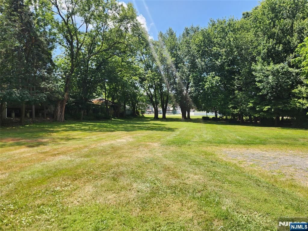 Property Photo:  67 Van Pelt  NJ 07424 