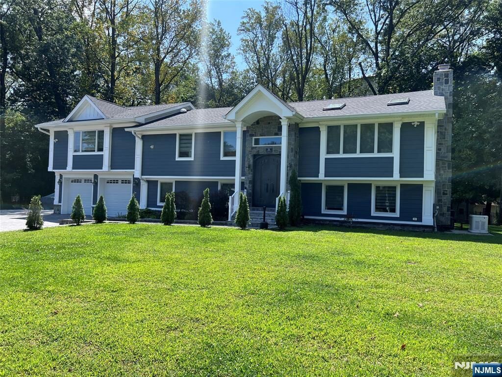 Property Photo:  25 Biscayne Drive  NJ 07446 