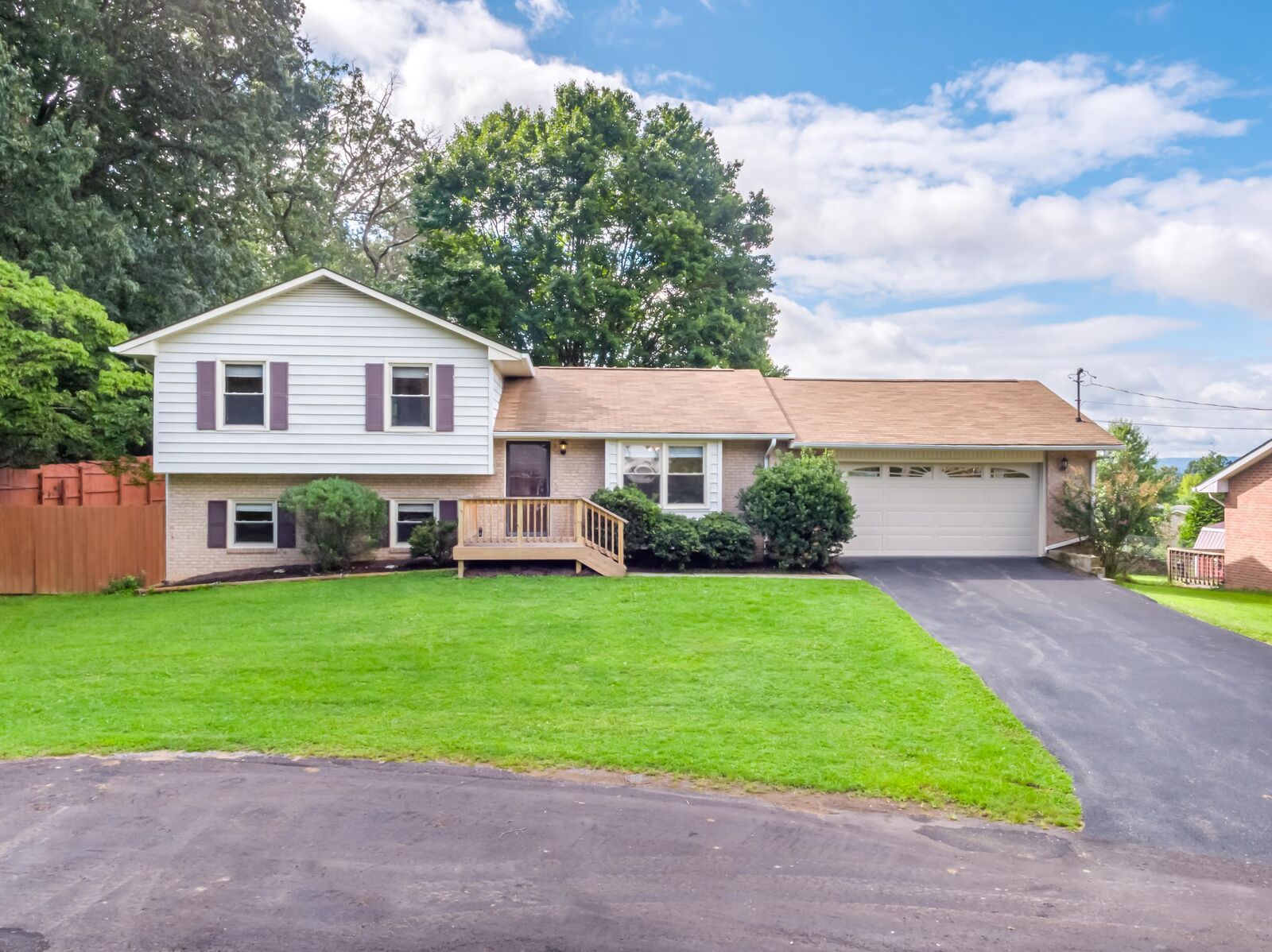 Property Photo:  7392 Joyce Way  VA 24141 