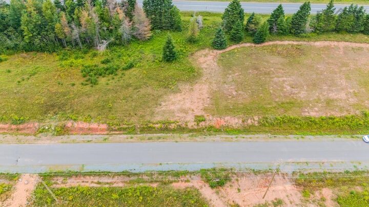52 Runway Court — photo 1