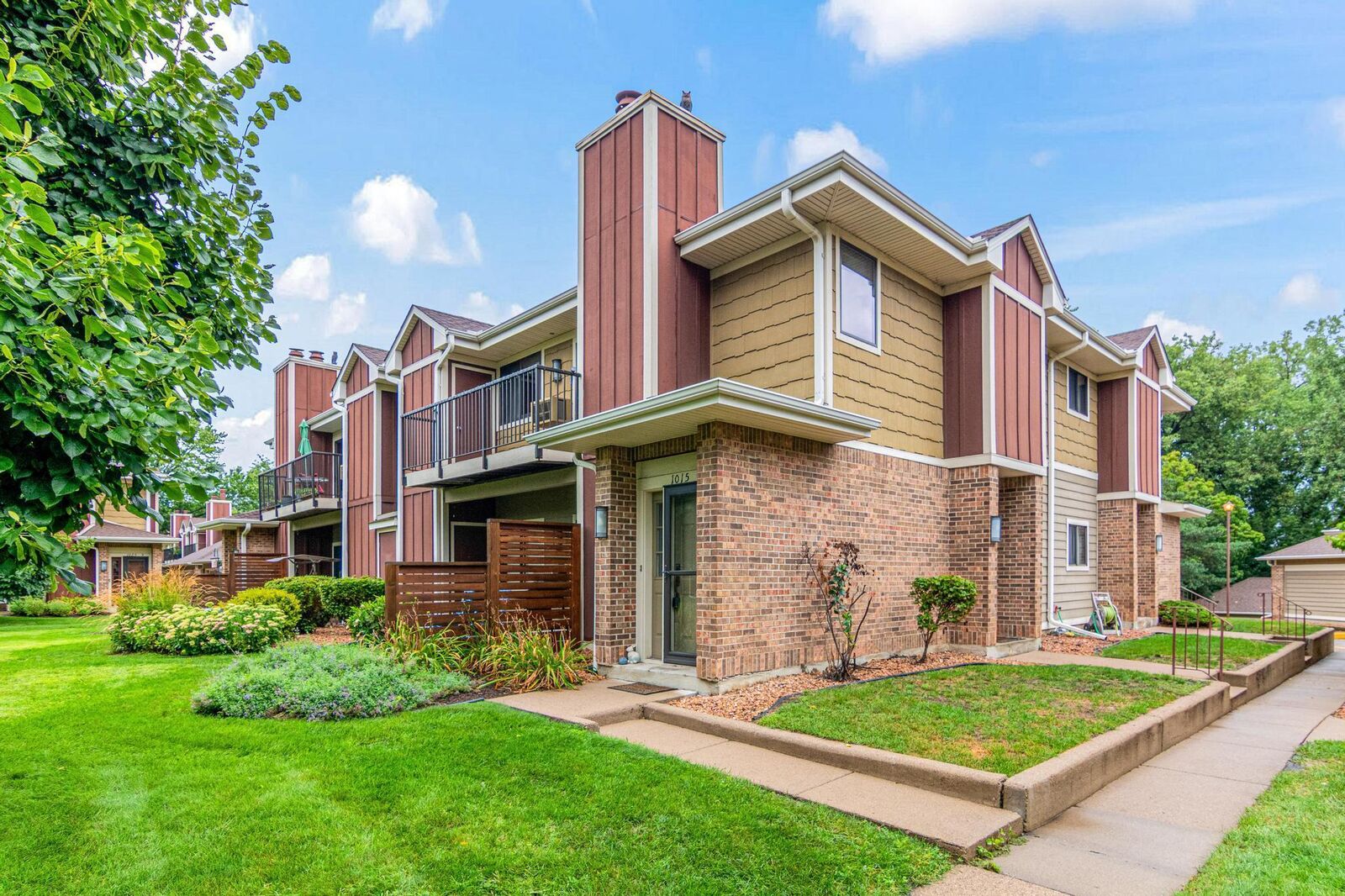 Property Photo: 1015 Rae Drive 1 MN 55423