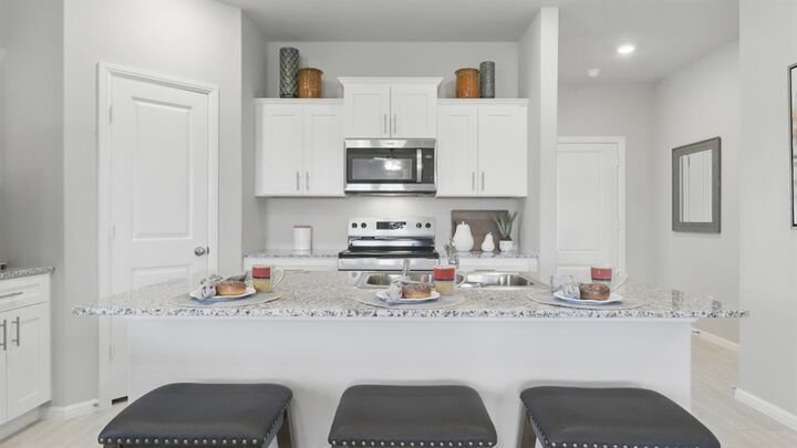 Property Photo: 417 Kaufman Drive TX 76020