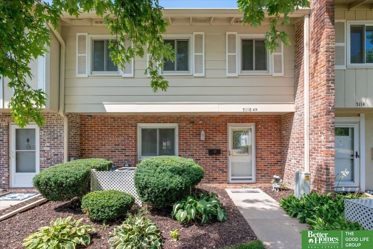 Property Photo:  5118 Ash Street  NE 68137 