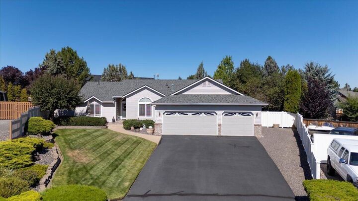 3746 SW Xero Avenue  Redmond OR 97756 photo