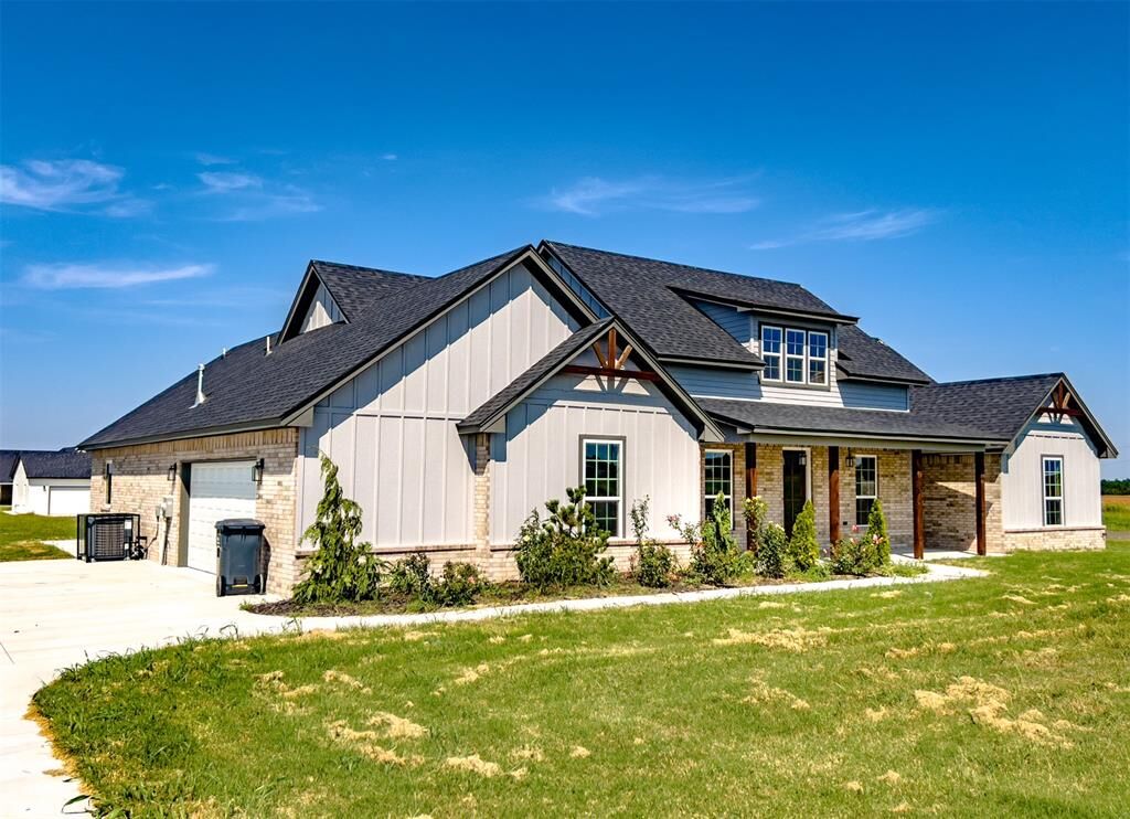 Property Photo: 11746 Narrow Way OK 73044