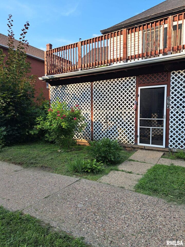 Property Photo: 2764 Central Avenue IA 52001