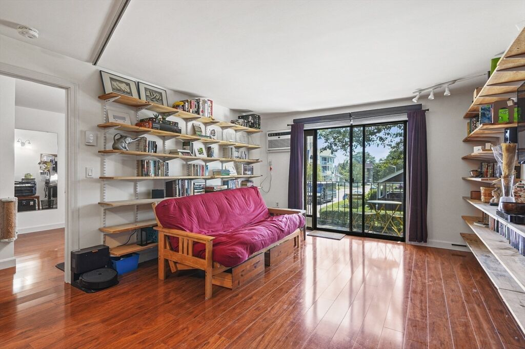 Property Photo:  80 Stanton Street 21  MA 01605 