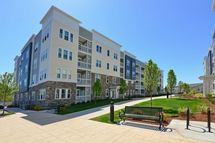 130 University Ave 1307  Westwood MA 02090 photo