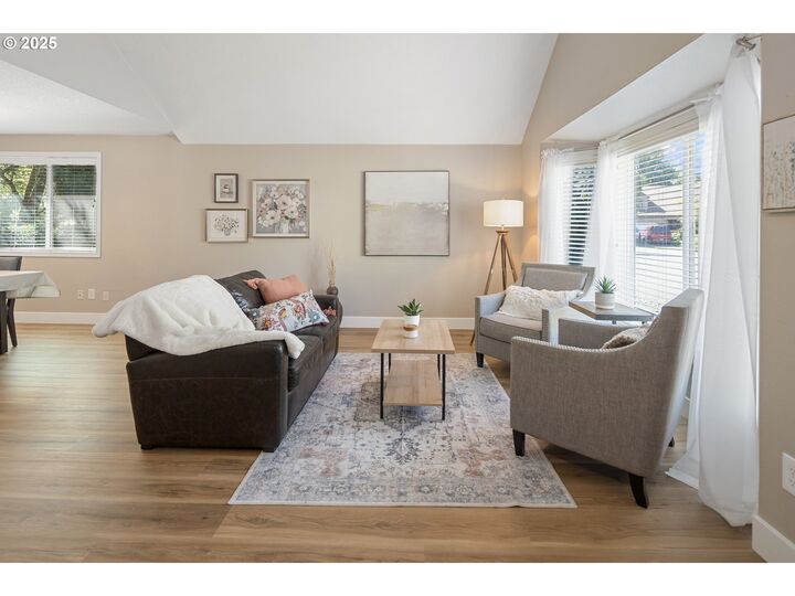 Property Photo:  20124 SW 69th St  OR 97062 