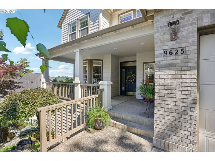 Property Photo:  9625 NW Fleischner St  OR 97229 