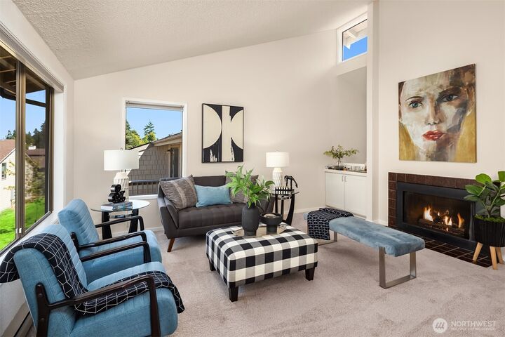 Property Photo: 14637 NE 35th Street J19 WA 98007