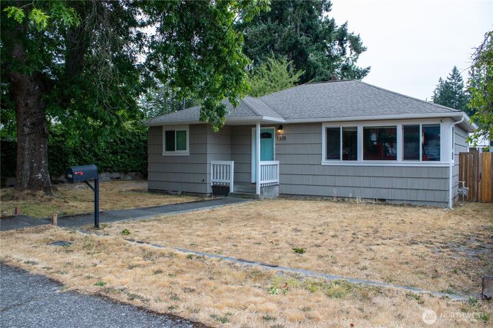 1325  Garrison Avenue  Port Orchard WA 98366 photo