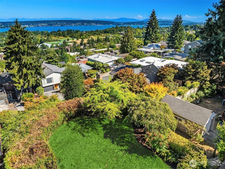 Property Photo:  7349  56th Avenue NE  WA 98115 