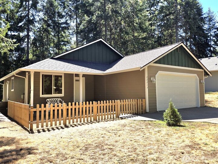 Property Photo:  22213 N Clear Lake Boulevard SE  WA 98597 