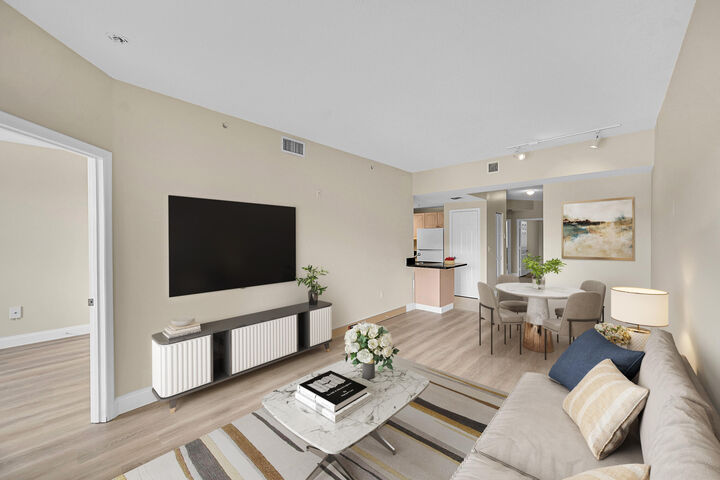 Property Photo: 2100 Greenview Shores Boulevard 514 FL 33414