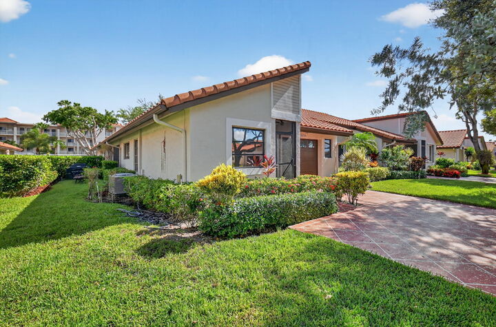 Property Photo:  6235 Kings Gate Circle  FL 33484 