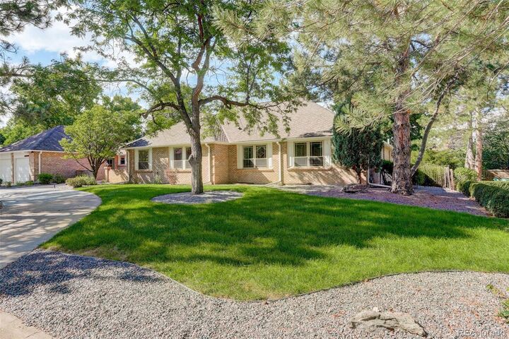 Property Photo: 4395 W Lake Circle CO 80123