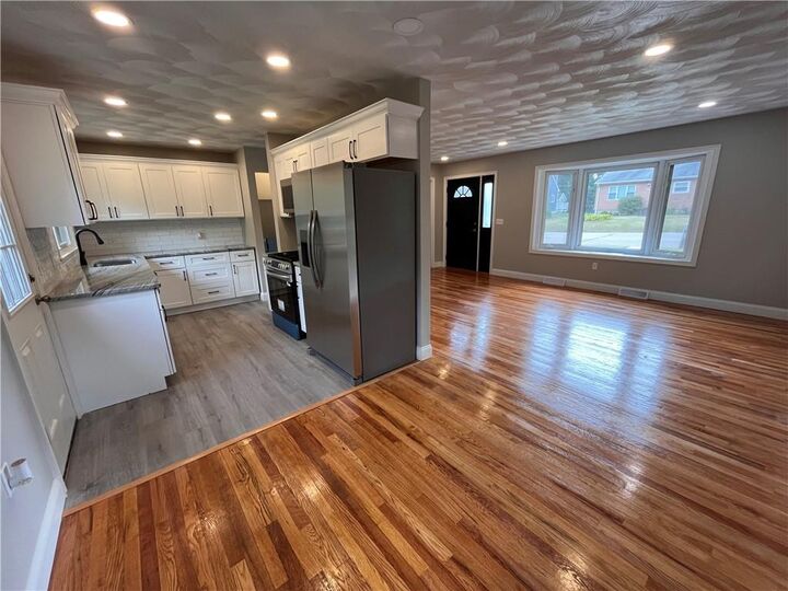 Property Photo: 19 Nichols Lane RI 02891